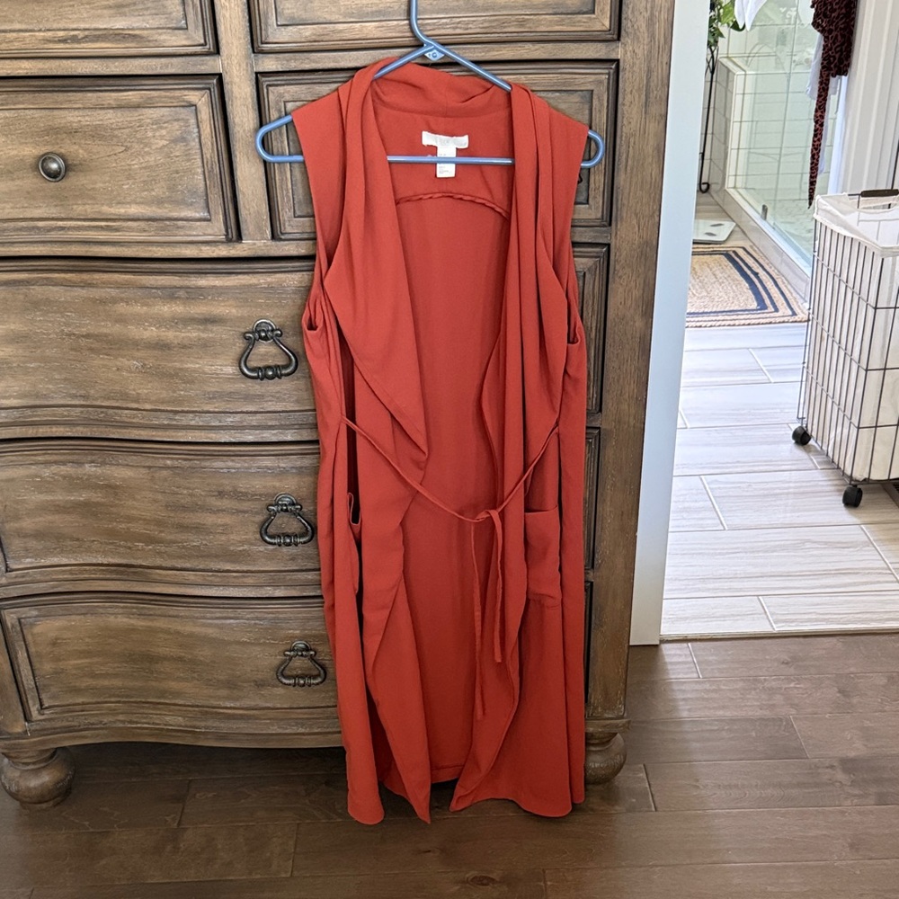 H&M Sleeveless Rust Vest